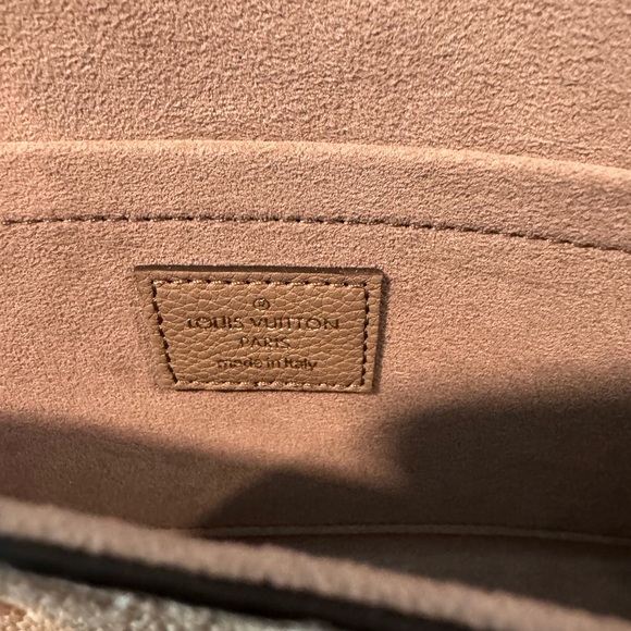 Louis Vuitton Felicie Pochette - Picture 6 of 7